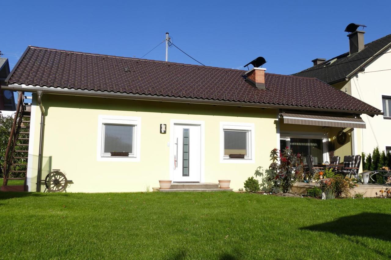 Ferienwohnung Stichauner Bodensdorf Bilik gambar